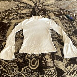 Turtleneck white long sleeve brand: SHEIN size: Medium